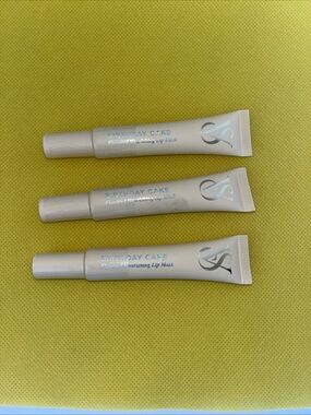 New Victoria's Secret | Birthday Cake Flavored Nourishing Lip Mask Set of 3